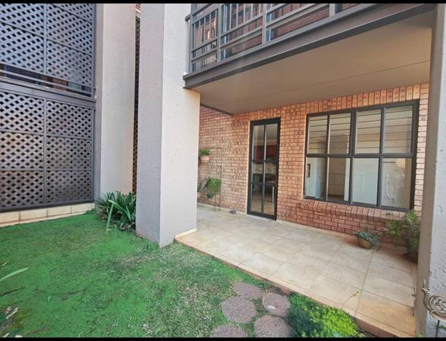 1 BEDROOM APARTMENT FOR SALE IN NEWLANDS